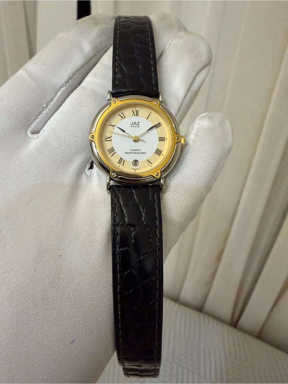 Vintage JAZ Paris Two-Tone Unisex Watch X5 XM8/6 Round Roman Date 31mm-33mm